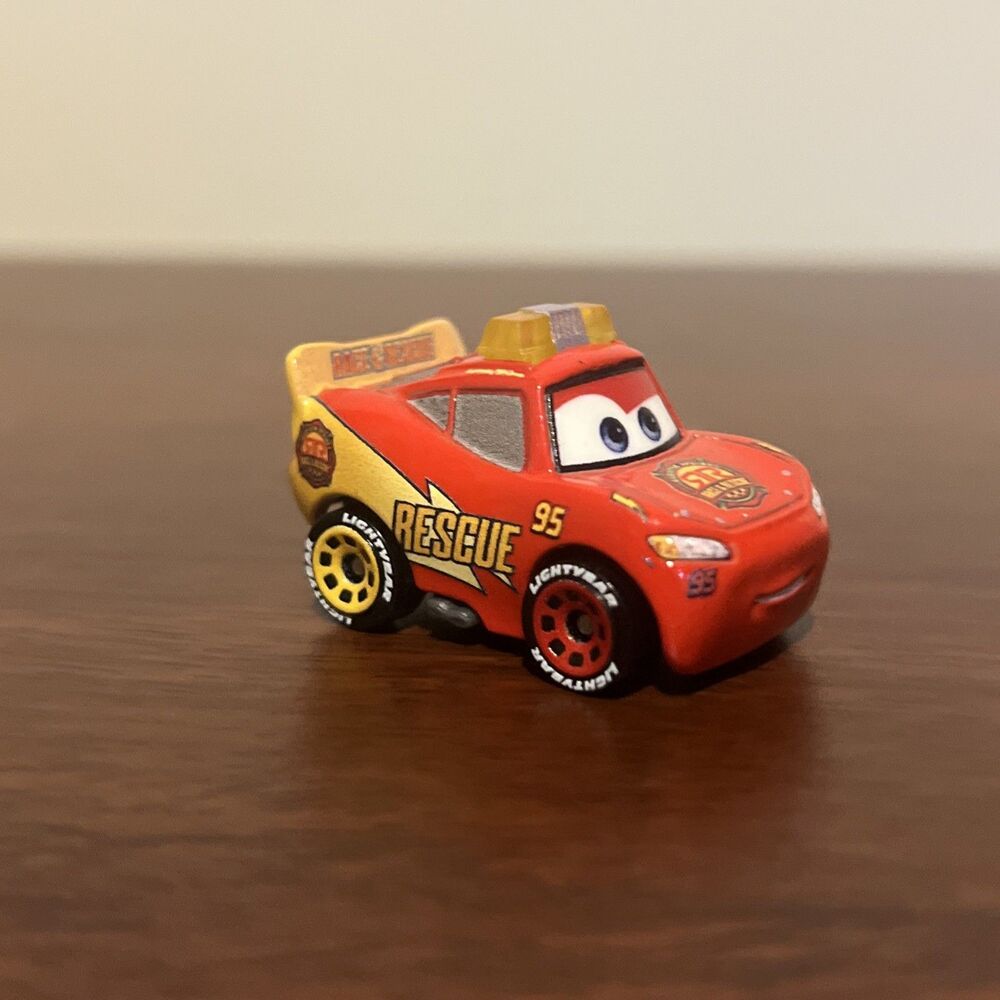 Mattel Disney Pixar Cars Mini Racer Rescue Lightning McQueen #95 3" Diecast 2022